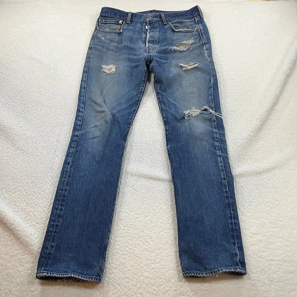 Levi's 501 Jeans Mens 31x32 Blue Original Straight Fit Distressed Denim